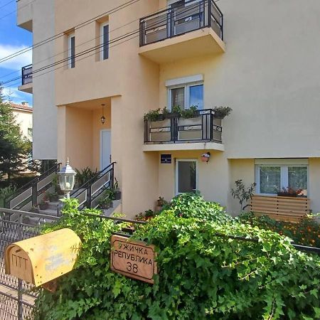 Apartament Petrograd Bitola Zewnętrze zdjęcie